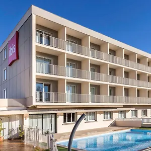 Ibis Tarbes Hotel
